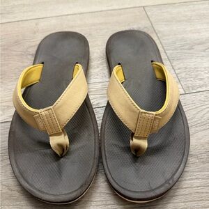 Vans Beige and Brown Flip Flops